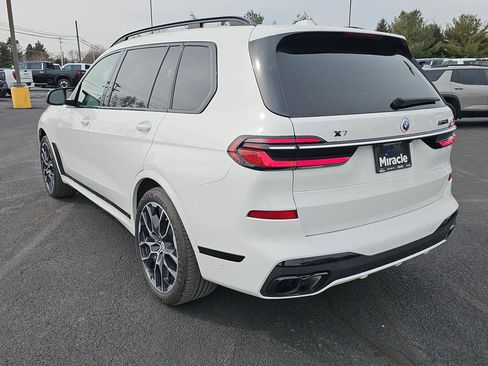 Used 2023 BMW X7 M60i w/ Executive Package image 13