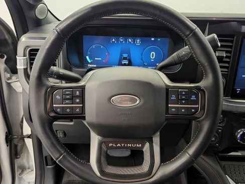 Used 2024 Ford F250 Platinum w/ FX4 Off-Road Package AWD/4WD image 41
