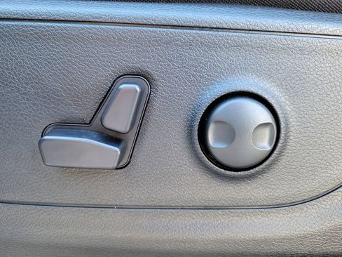 New 2026 RAM 1500 4x4 Crew Cab image 23