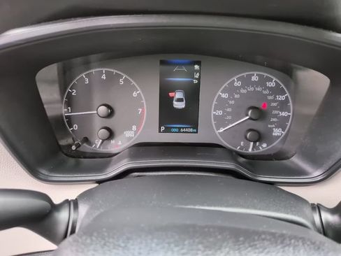 Used 2024 Toyota Corolla LE FWD image 17