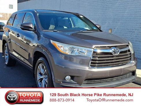 Used 2014 Toyota Highlander Plus image 1