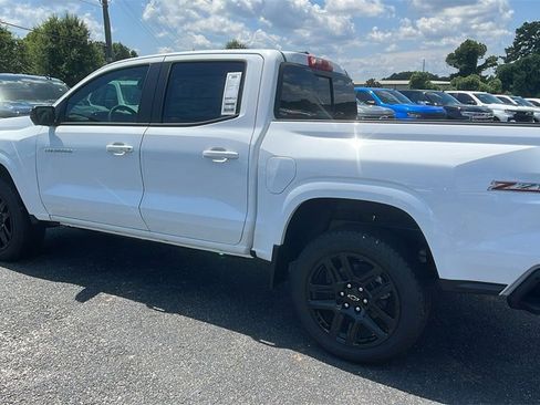 New 2025 Chevrolet Colorado Z71 w/ Technology Package image 7