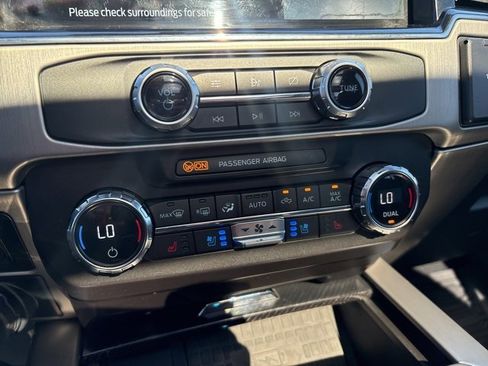 Used 2022 Ford F250 Platinum image 30