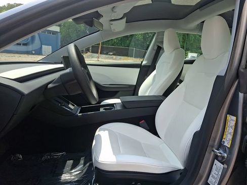 Used 2025 Tesla Model 3 Long Range RWD image 15