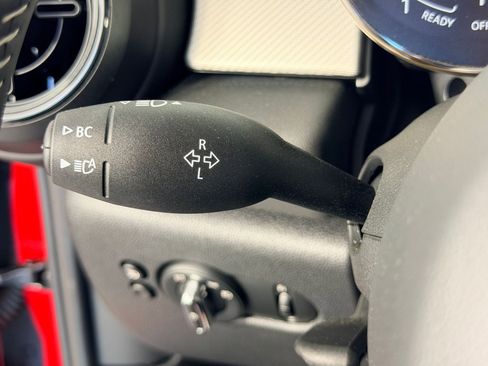 Certified 2024 MINI Cooper S FWD image 29