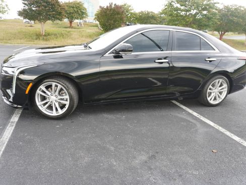 Used 2020 Cadillac CT4 Luxury w/ Sun And Sound Package image 7