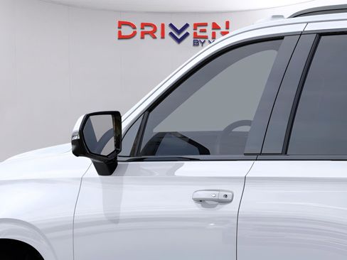 New 2026 Chevrolet Tahoe RST image 12