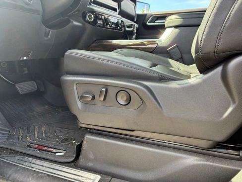 Used 2025 Chevrolet Silverado 1500 LT Trail Boss w/ Convenience Package II image 15