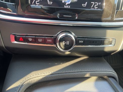 Used 2019 Volvo V90 T6 Cross Country w/ Advanced Package AWD/4WD image 17