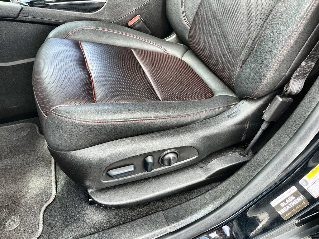 Used 2022 Chevrolet Blazer RS AWD/4WD image 19