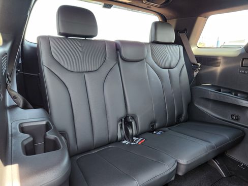 Used 2025 Hyundai Palisade Calligraphy AWD/4WD image 15