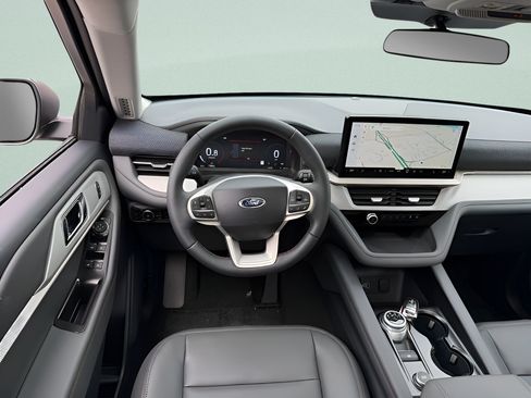 New 2026 Ford Explorer Active w/ Active Comfort Package AWD/4WD image 7