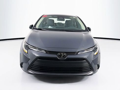 New 2026 Toyota Corolla LE FWD image 2