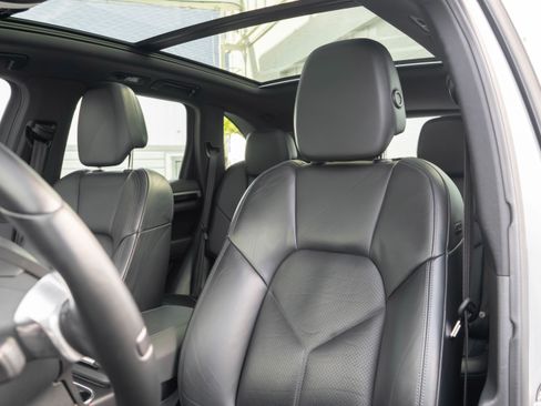 Used 2013 Porsche Cayenne Diesel image 9