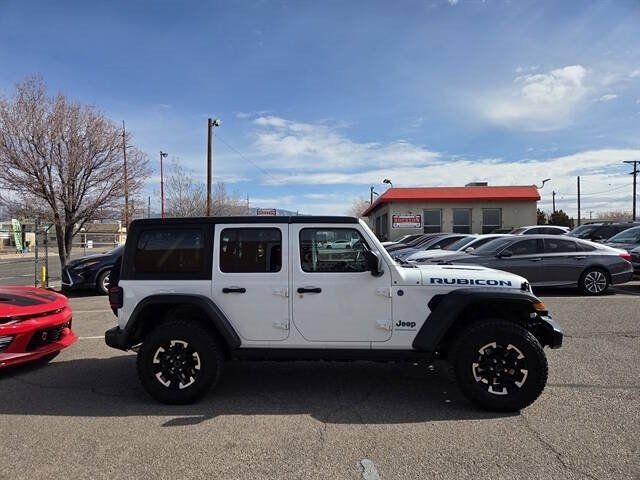 Used 2024 Jeep Wrangler Unlimited Rubicon 4xe AWD/4WD image 5