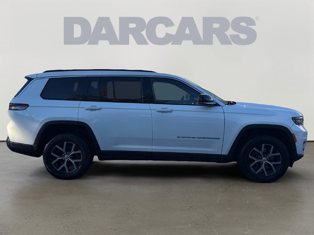 Used 2024 Jeep Grand Cherokee L Limited w/ Luxury Tech Group II AWD/4WD image 8