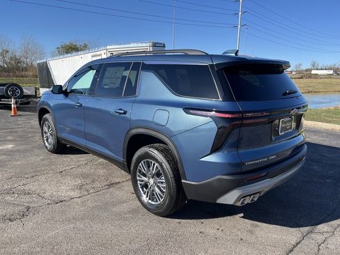 New 2026 Chevrolet Traverse LT image 5