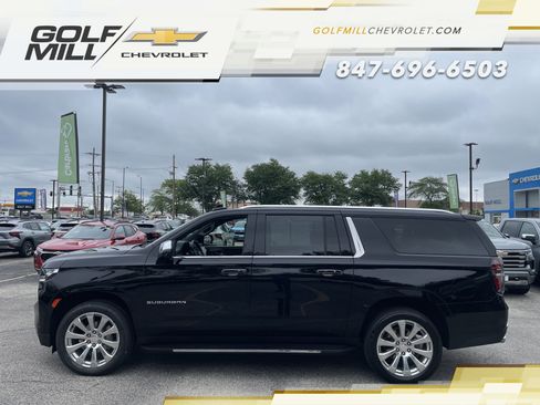 Used 2024 Chevrolet Suburban Premier AWD/4WD image 8
