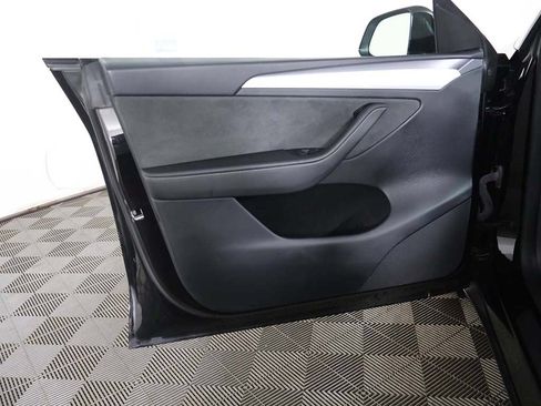 Used 2024 Tesla Model Y Performance AWD/4WD image 23