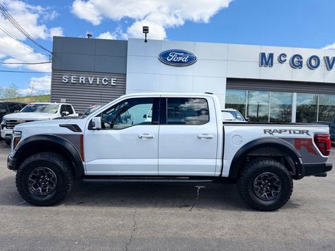 Used 2025 Ford F150 Raptor w/ Equipment Group 803A Raptor R AWD/4WD image 3