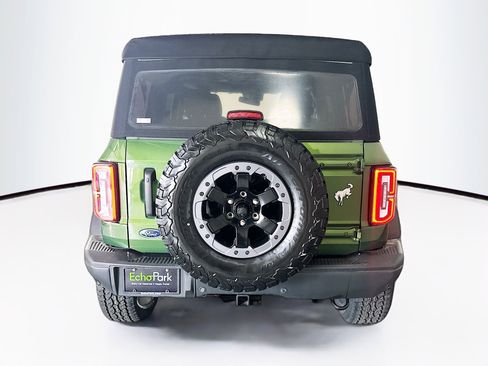 Used 2023 Ford Bronco Badlands image 7