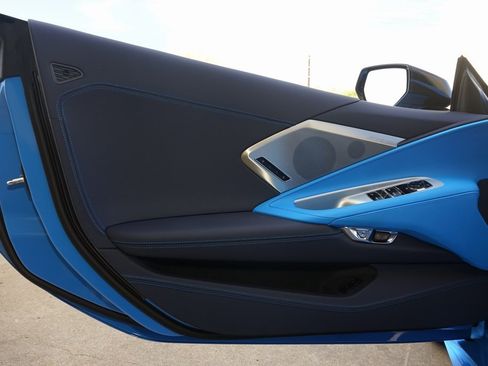 Used 2024 Chevrolet Corvette Stingray Premium Conv w/ Z51 Performance Package image 13