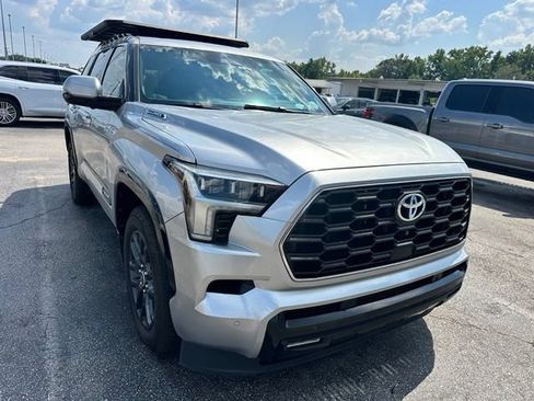Used 2023 Toyota Sequoia Platinum AWD/4WD image 2