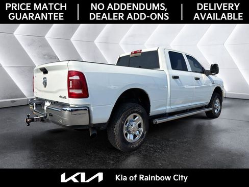 Used 2024 RAM 2500 Tradesman w/ Chrome Appearance Group image 6