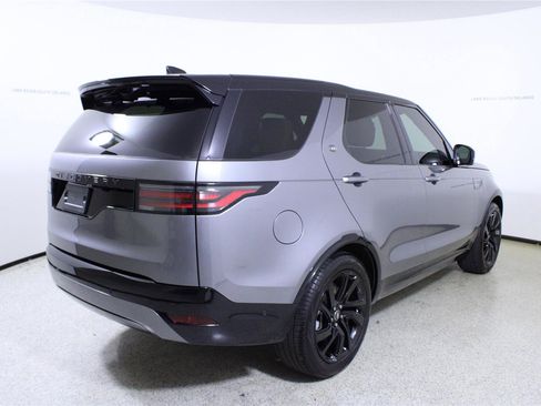 Used 2025 Land Rover Discovery Dynamic SE AWD/4WD image 7