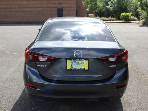 Used 2016 MAZDA MAZDA3 i Sport w/ Preferred Equipment Package FWD image 8