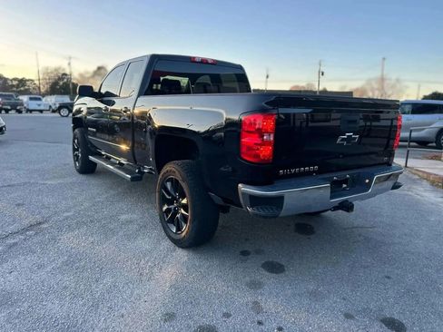 Used 2017 Chevrolet Silverado 1500 LT w/ All Star Edition RWD image 9