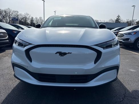 Used 2025 Ford Mustang Mach-E Select w/ Comfort Package Lite image 3