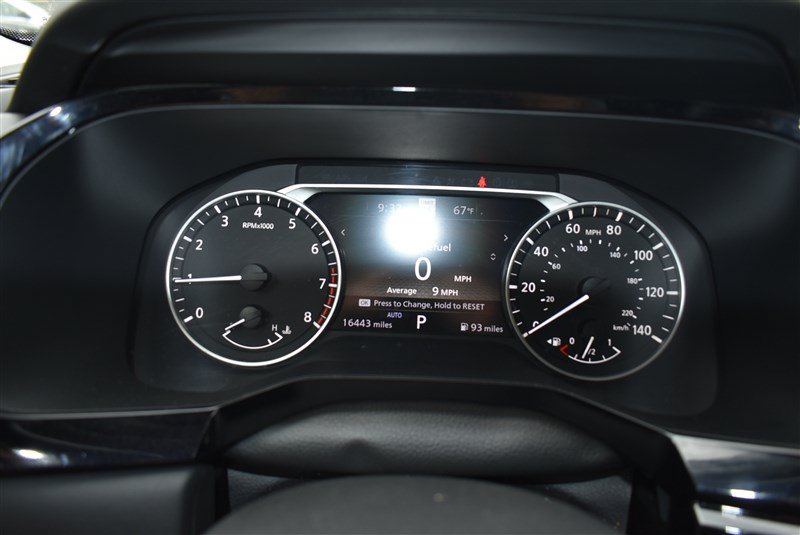 Used 2024 Nissan Pathfinder SL AWD/4WD image 15