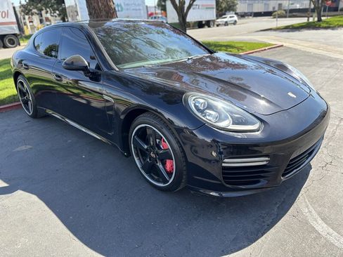 Used 2015 Porsche Panamera Turbo image 3