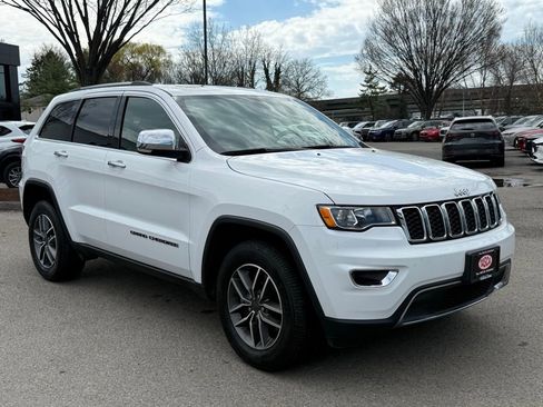 Used 2021 Jeep Grand Cherokee Limited image 4