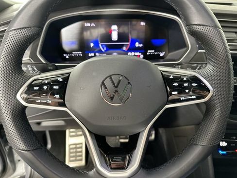 Used 2023 Volkswagen Tiguan SE R-Line AWD/4WD image 20