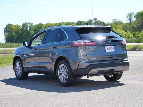 Used 2024 Ford Edge SEL w/ Convenience Package AWD/4WD image 6