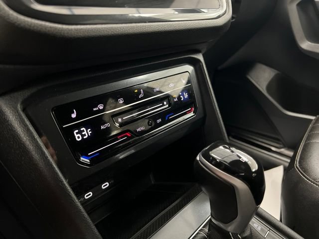 Used 2023 Volkswagen Tiguan SE R-Line AWD/4WD image 31