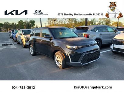 New 2025 Kia Soul LX w/ LX Technology Package