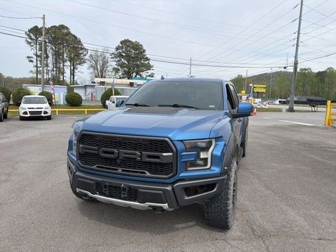 Used 2019 Ford F150 Raptor w/ Equipment Group 802A Luxury image 3