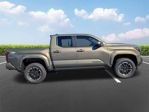 New 2026 Toyota Tacoma TRD Sport image 3