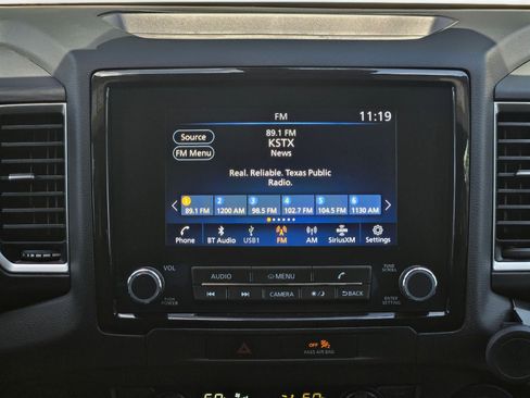 Used 2022 Nissan Frontier SV w/ SV Premium Package RWD image 18