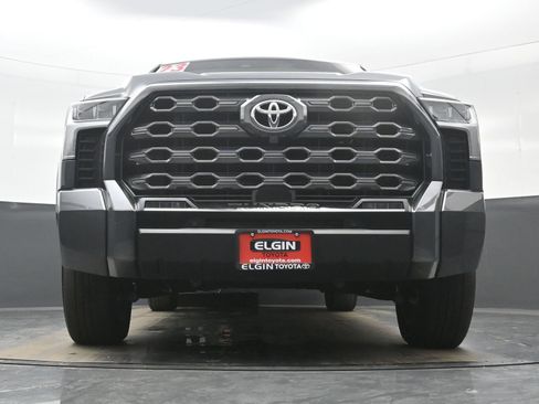 Used 2023 Toyota Tundra Platinum w/ Advanced Package AWD/4WD image 28