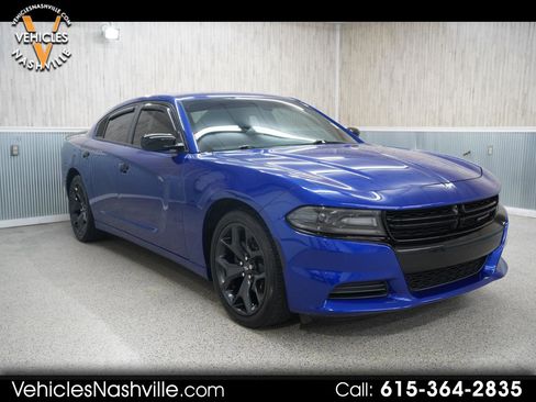 Used 2020 Dodge Charger SXT w/ Blacktop Package image 1