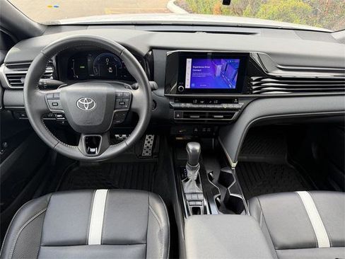 Certified 2025 Toyota Camry SE image 10