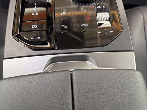 Used 2025 BMW iX xDrive50 w/ Premium Package image 38