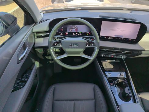 New 2026 Audi Q3 quattro 2.0T AWD/4WD image 16