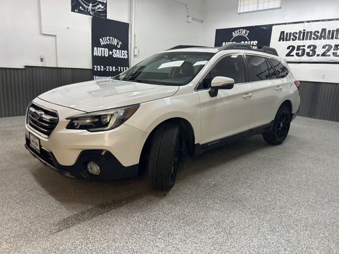 Used 2019 Subaru Outback 3.6R Limited AWD/4WD image 3