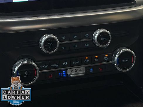 Used 2023 Ford F150 Lariat w/ Trailer Tow Package AWD/4WD image 16