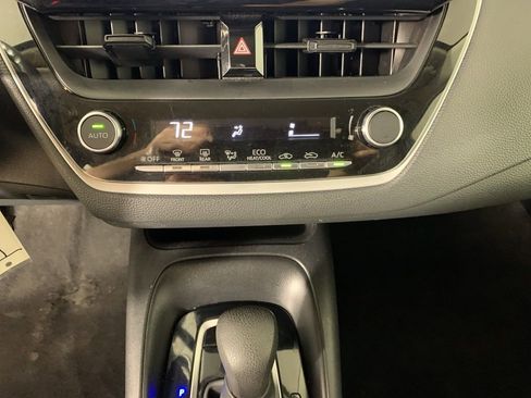 Used 2023 Toyota Corolla LE image 24